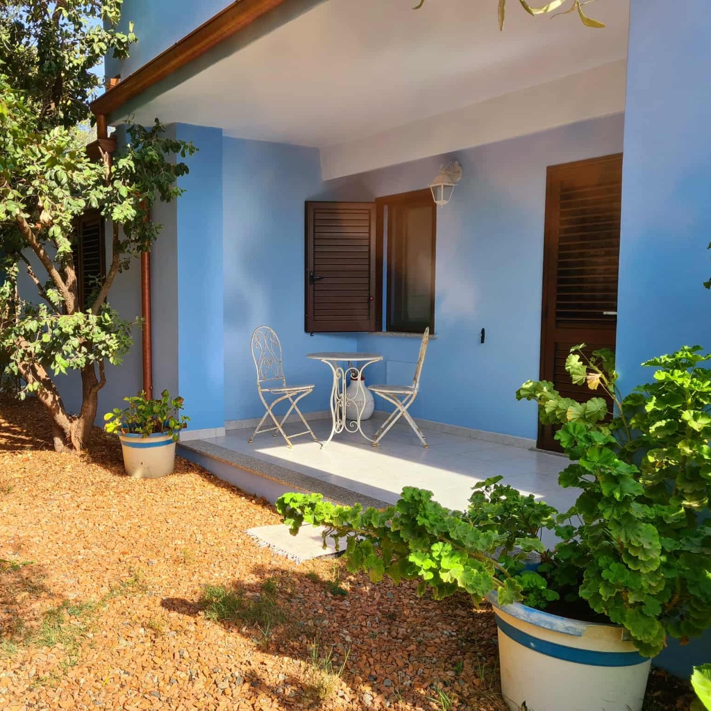 APARTMENT 02 CARDEDU